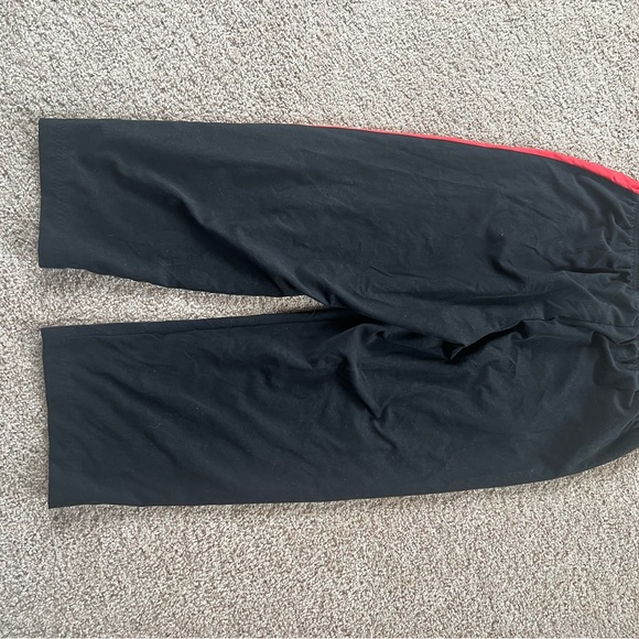 Nike Capri - Picture 2 of 4